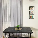 Restup In Double Apartman Tirana